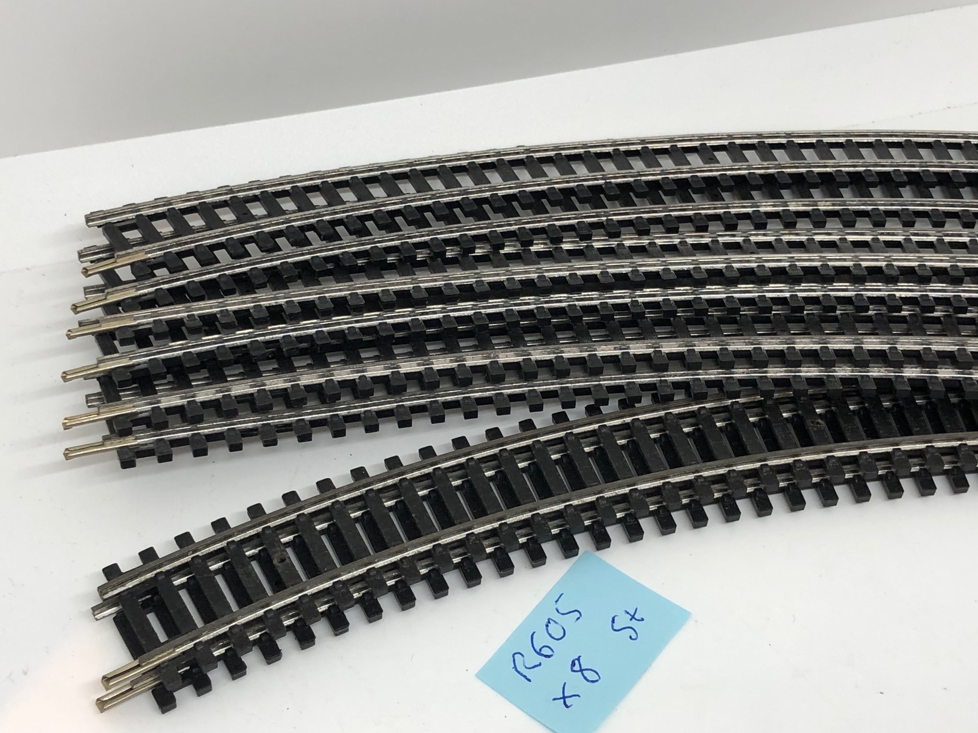 Hornby OO R605 Double 1st Radius x 8 - Image 2