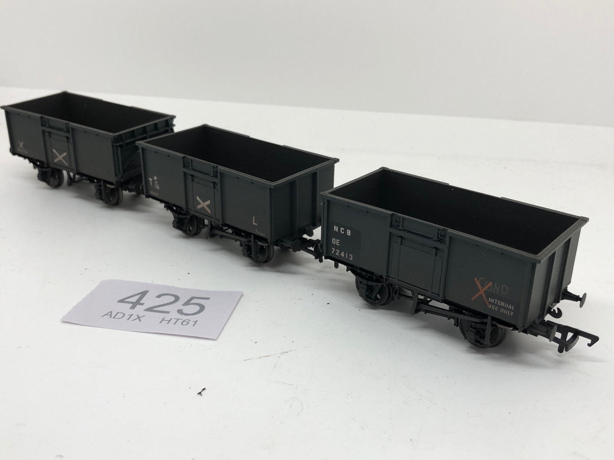 Bachmann OO 37-225W Set of Three 16T Mineral Wagons NCB WEATHERED - The ...