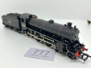 Bachmann OO31-702 B1 4-6-0 61354 BR Late Black Lined