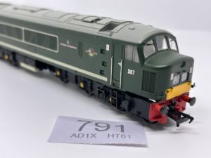 Bachmann OO 32-675 Class 45 D67 BR Late "The Royal Artilleryman"