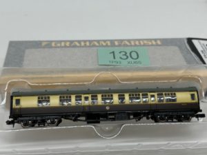 Graham Farish 374-014A Mk1 SO second open in chocolate & cream