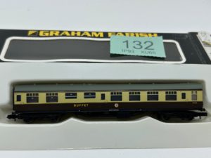 Graham Farish 374-101 Mk1 RMB mini buffet car in BR(WR) chocolate/cream