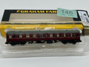 Graham Farish 374-012A Mk1 SO second open W3984 in maroon