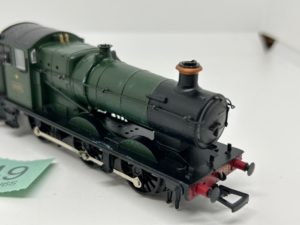 Bachmann OO 32-304A Class 2251 0-6-0 Collett Goods 2251 in GWR green, Churchward tender