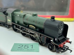 Hornby R2208 Patriot class 5XP 4-6-2 "Caernarvon" 45515 in BR Green with late crest