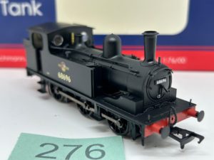 Bachmann OO 31-062 Class J72 0-6-0T 68696 in BR Black with late crest