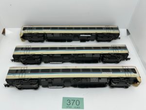 Bachmann OO 31-511 Class 158 3 Car DMU in Regional Express livery