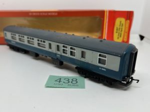 Hornby R418 MkIIa BSO Brake Second Open M9450 in BR Blue & Grey
