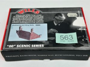 Wills OO gauge SS64 Abutments with Wing Walls kit