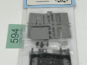 Dundas Models OO9 DM28 4 Wheel Coach Single Compartment plastic kit