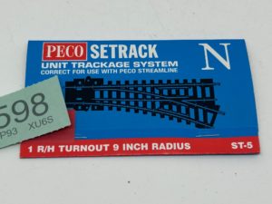 Peco N ST-5 Turnout, 1st Radius, Right Hand New
