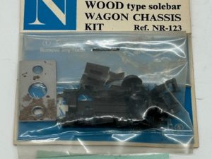 Peco N NR-123 10ft WB Wagon Chassis, Wooden Type Sole Bars