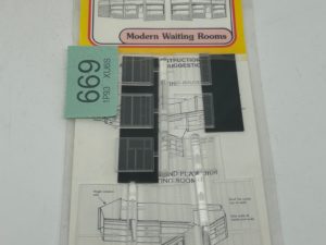 Kestrel Designs N gauge KD30 Modern Station Waiting Room Kit