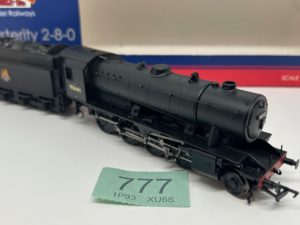 Bachmann OO 32-261 WD Austerity 2-8-0 90441 in BR black with early emblem