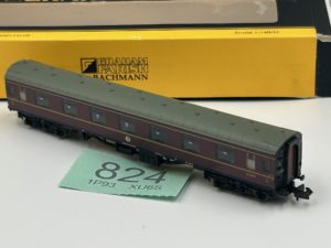 Graham Farish N 374-153B Mk1 FK corridor 1st in BR maroon M13070