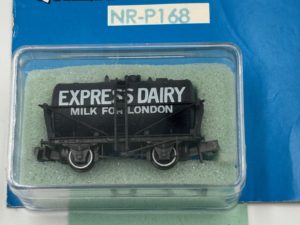 Peco N NR-P168 Express Dairy Milk Tank Wagon