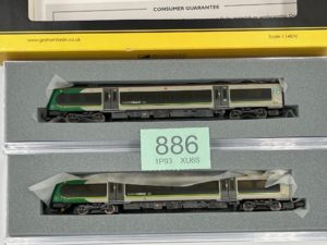 Graham Farish N 371-432 Class 170/5 2 car DMU 170504 in London Midland livery