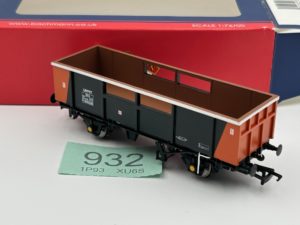 Bachmann OO 38-087 ZKA Limpet open ballast wagon in Loadhaul orange & black - DC390268