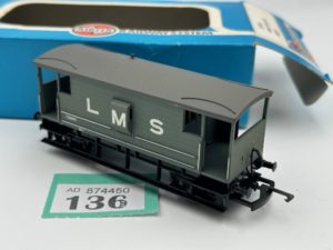 Airfix OO 54361-9 LMS 20T Brake Van 730097 in grey