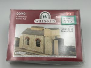 Wills OO Gauge CK14  Single Road Engine Shed plastic kit