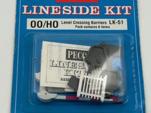 Peco OO LK51 Peco Level crossing barriers NEW