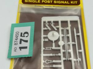 Peco Ratio N 260 Home or Distant lower quadrant Signal plastic kit NEW