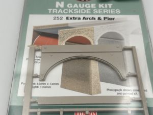Ratio N 252 Viaduct Extension Kit NEW