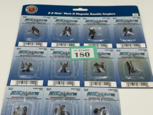 Bachmann USA HO 78029 EZ Mate mkII Mag Knuckle Under Shank Short x 11