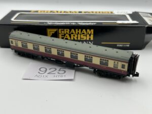 Graham Farish 374-802 Mk1 restaurant car RFO in BR crimson & cream
