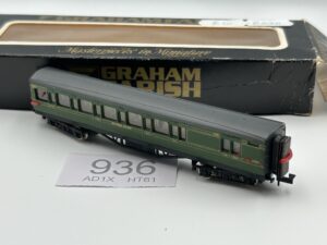 Graham Farish 0633 SR Green Mainline Brake End Coach