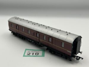 Hornby R4233B Gauge LMS Standard Period 3 Full Brake Coach 30992