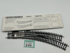 Hornby OO R640 left hand curved point steel in original packaging