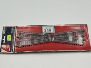 Lima OO HO 40 3039 18deg left crossing in package