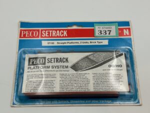 Peco N ST93 Straight Platform Unit, brick type